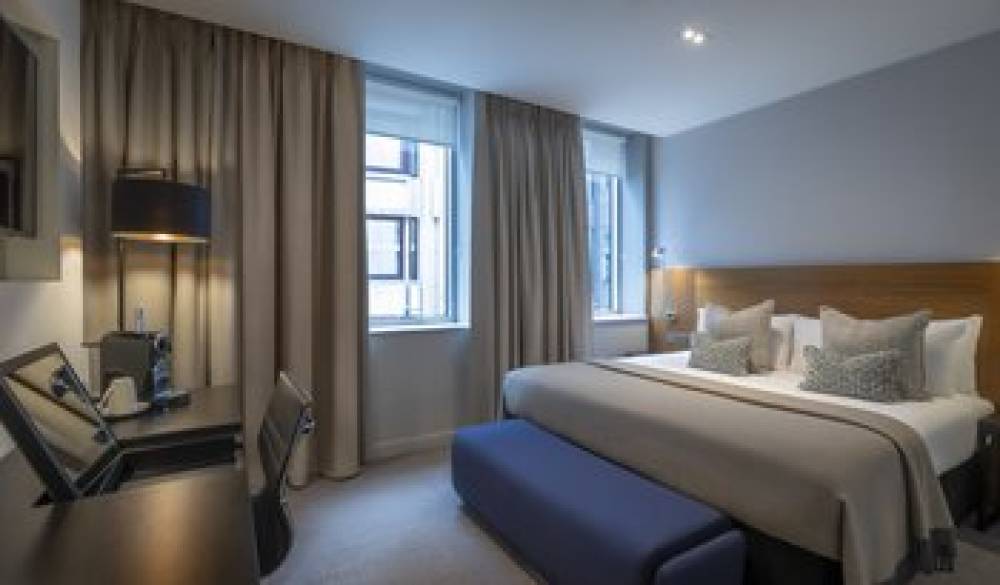 Apex London Wall Hotel 6