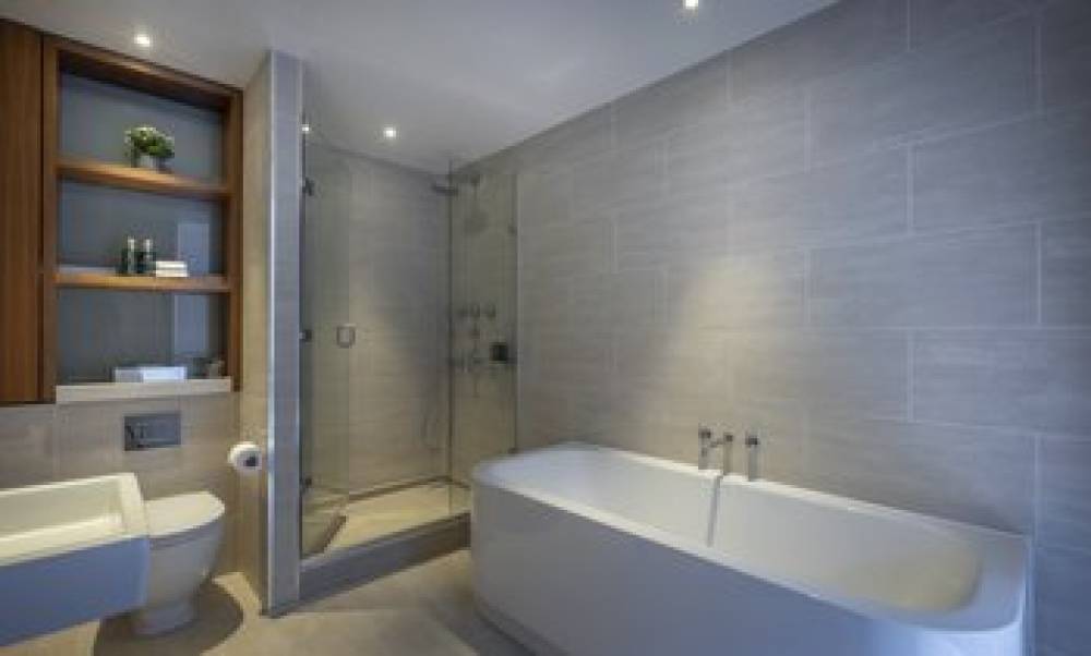 Apex London Wall Hotel 5