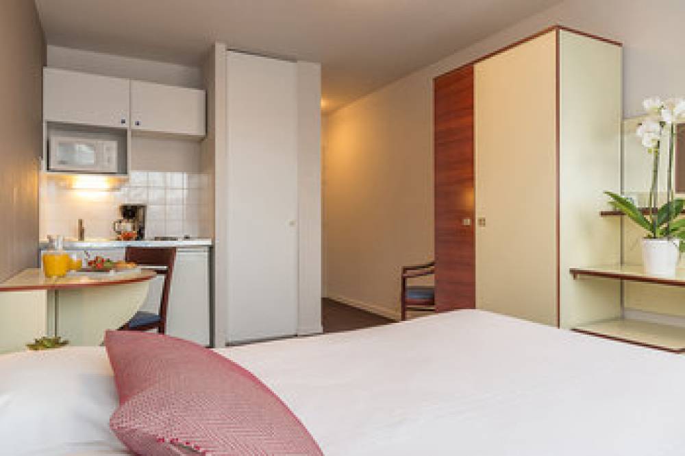 APPARTCITY LA ROCHELLE CENTRE 3