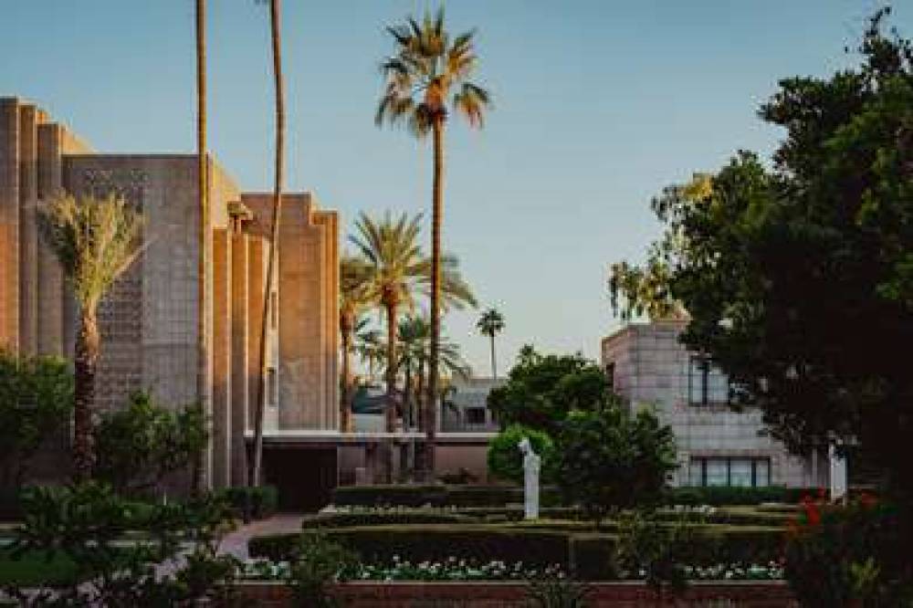 ARIZONA BILTMORE, LXR 7