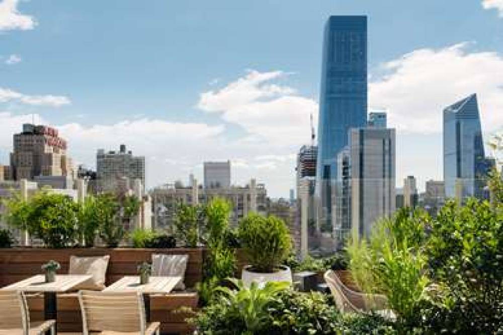 ARLO MIDTOWN 4