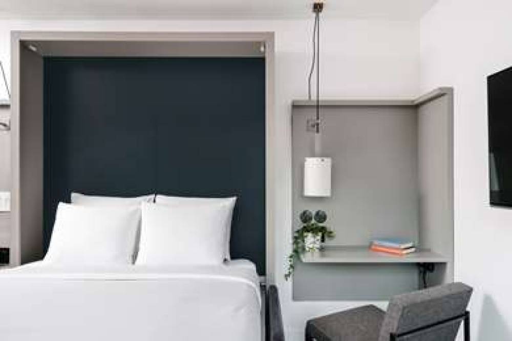 ARLO SOHO 6