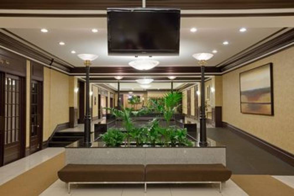 ARMON PLAZA MONTREAL ARPT BY IHG 6