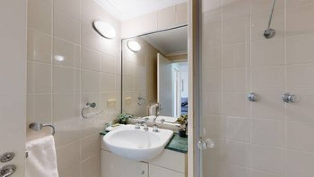 ASTRA SYDNEY HOSKING PLACE 10