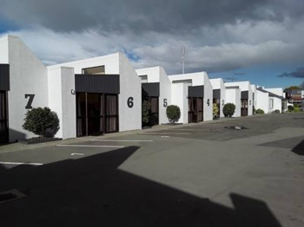 ASURE SUNDOWNER MOTEL 1