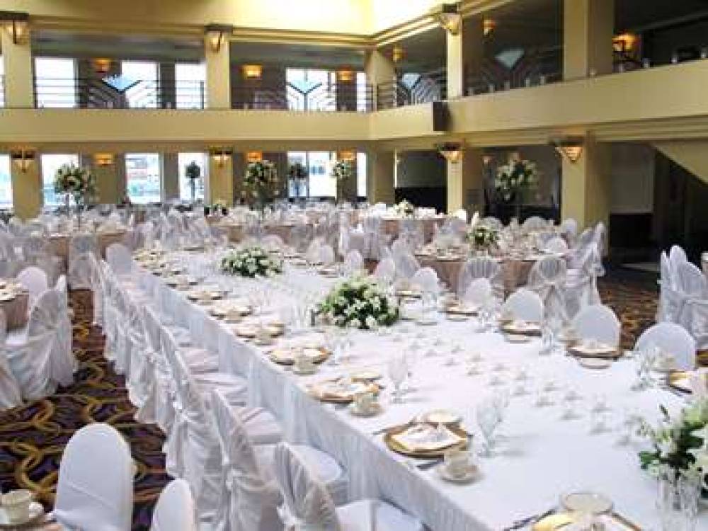 ATHENEUM SUITE HOTEL 10