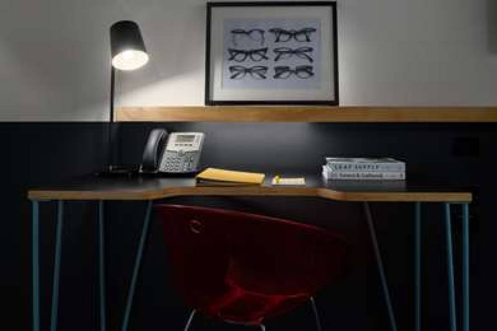 ATURA BLACKTOWN 8