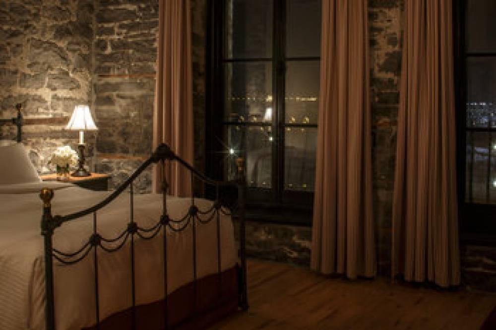 Auberge Du Vieux-Port 3