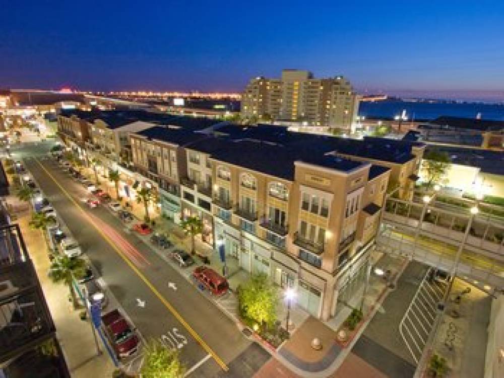 AVE EMERYVILLE AT BAY STREET 6