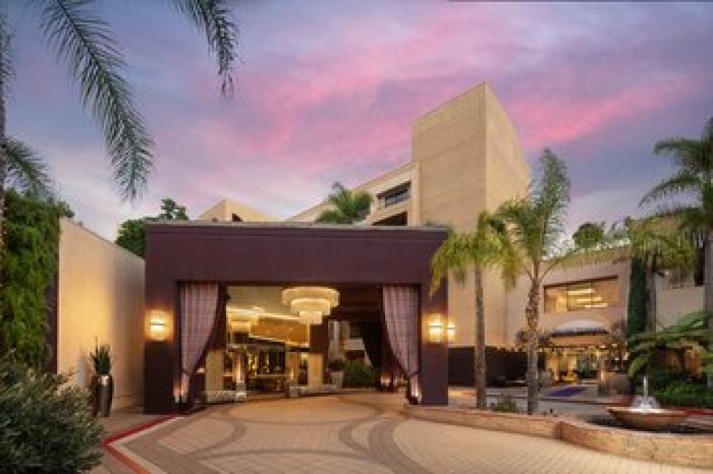 Avenue Of The Arts Costa Mesa A Tribute Portfolio Hotel 1