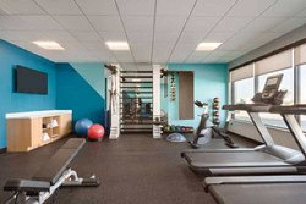AVID HOTEL OHARE DES PLAINES 9