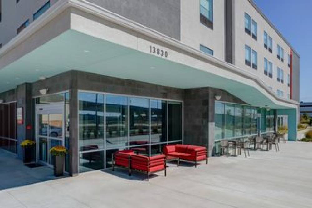 AVID HOTELS NW LAKELINE BY IHG 4