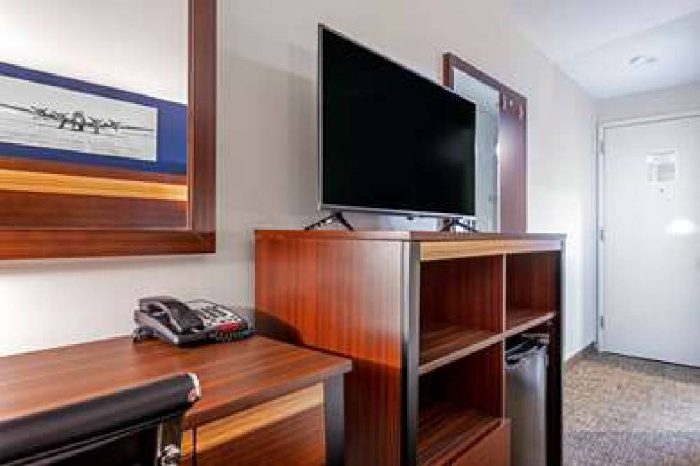 AVION INN NEAR LGA AIRPORT ASCEND H 6