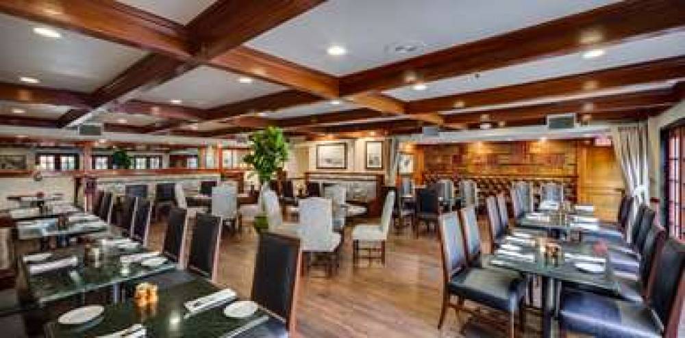 Ayres Hotel Costa Mesa/Newport Beach 7