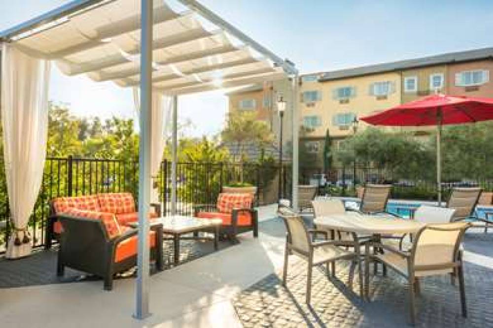 Ayres Hotel Costa Mesa/Newport Beach 5