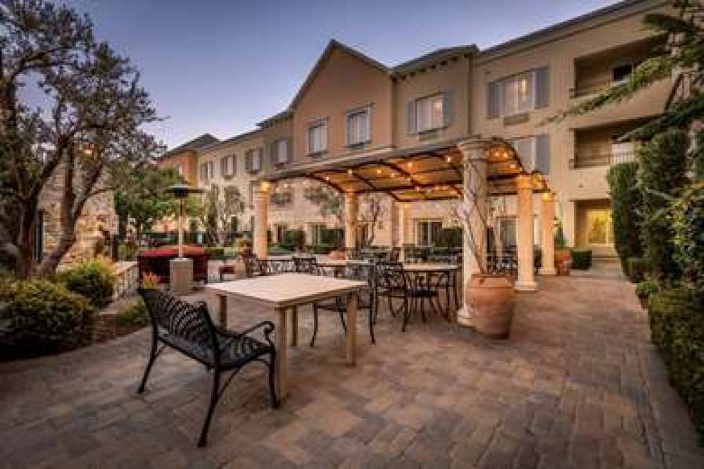 Ayres Hotel Seal Beach 5