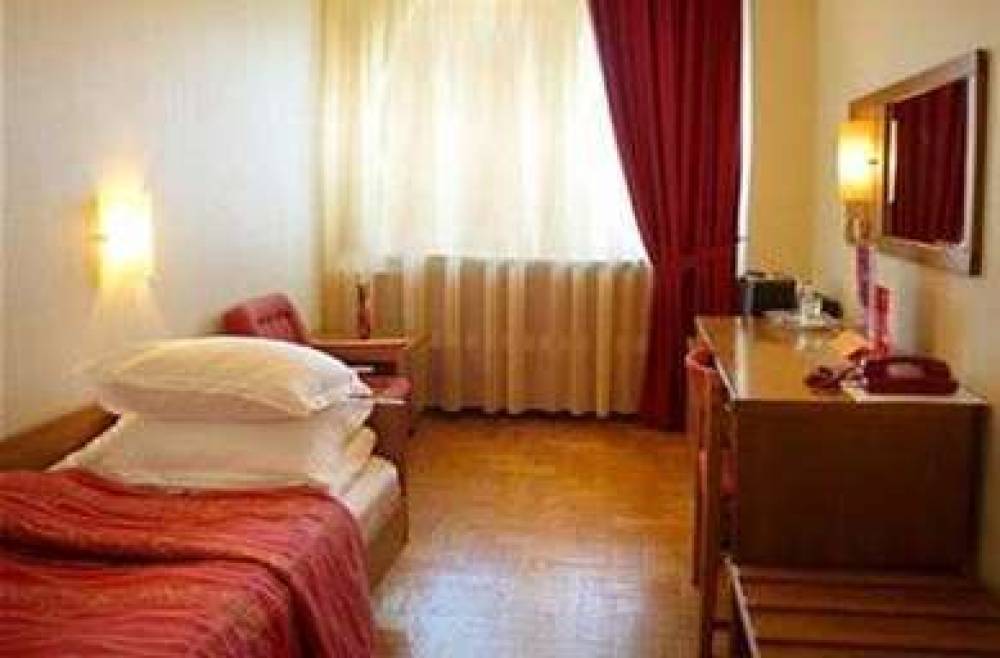 AZIMUT HOTEL SIBERIA 5