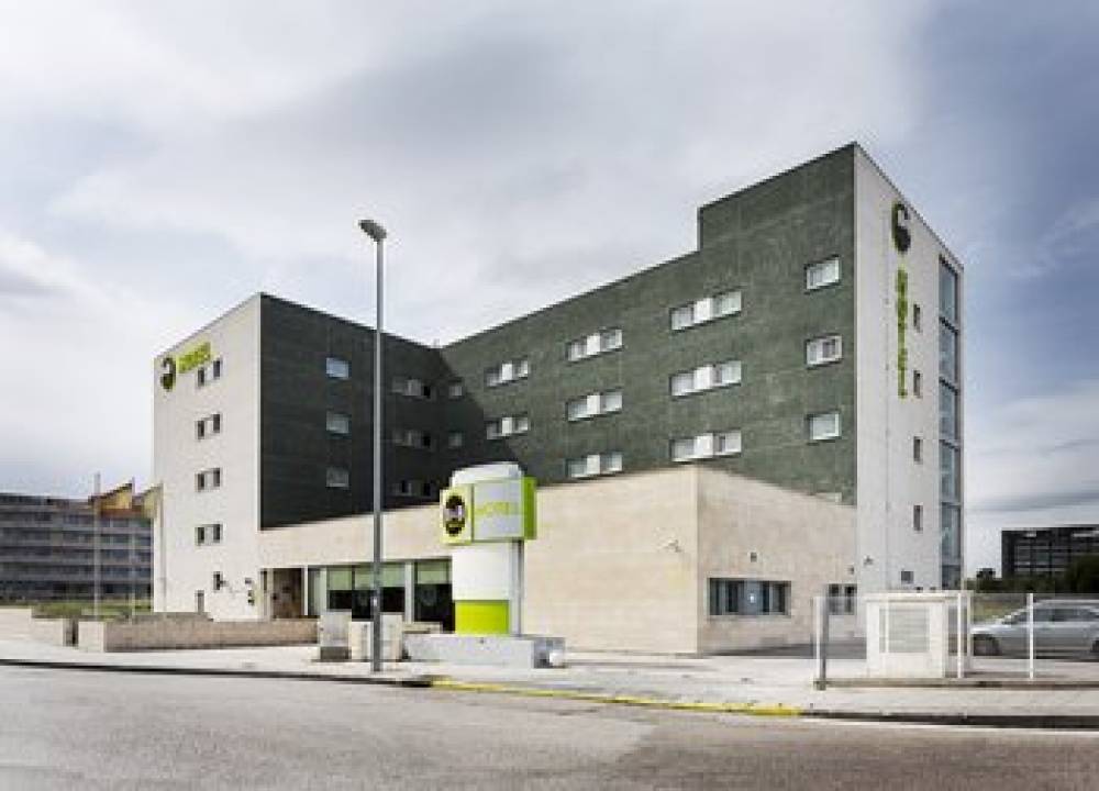 B B Hotel Madrid Aeropuerto T1T2T3