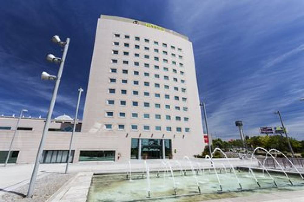 B B Hotel Madrid Aeropuerto T4