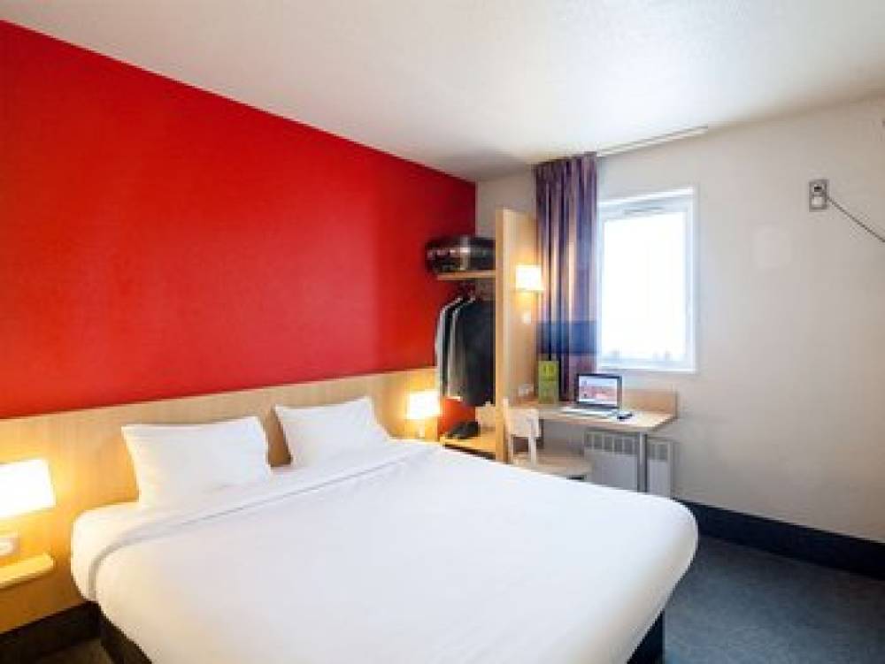 B-B HOTEL NOISY LE GRAND 5