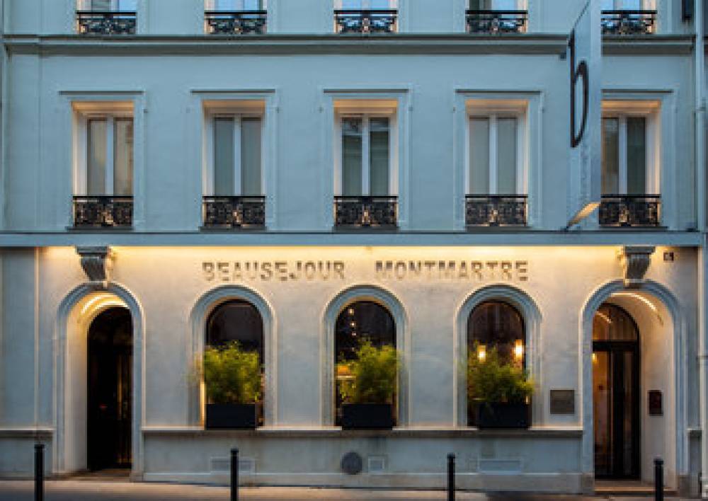 B MONTMARTRE HOTEL 1