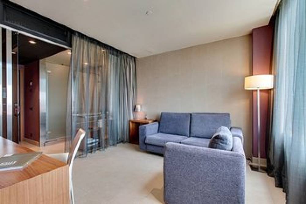 BADALONA TOWER 7
