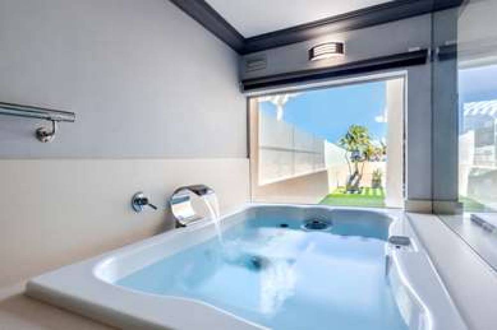 BARCEL  LANZAROTE ACTIVE RESOR 9