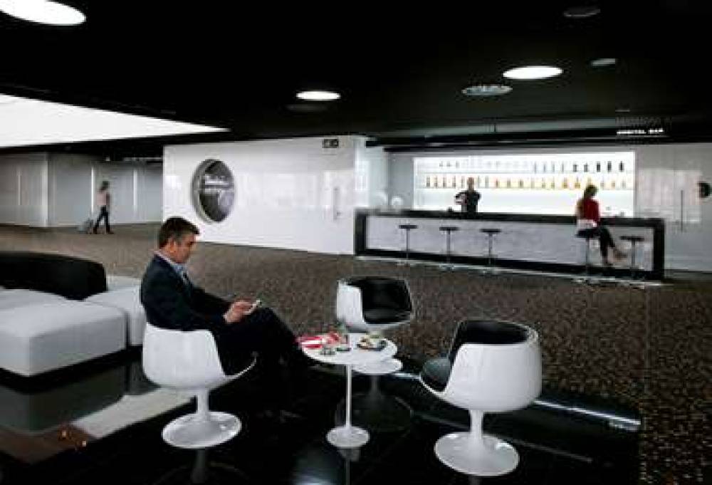 BARCELO SANTS 8