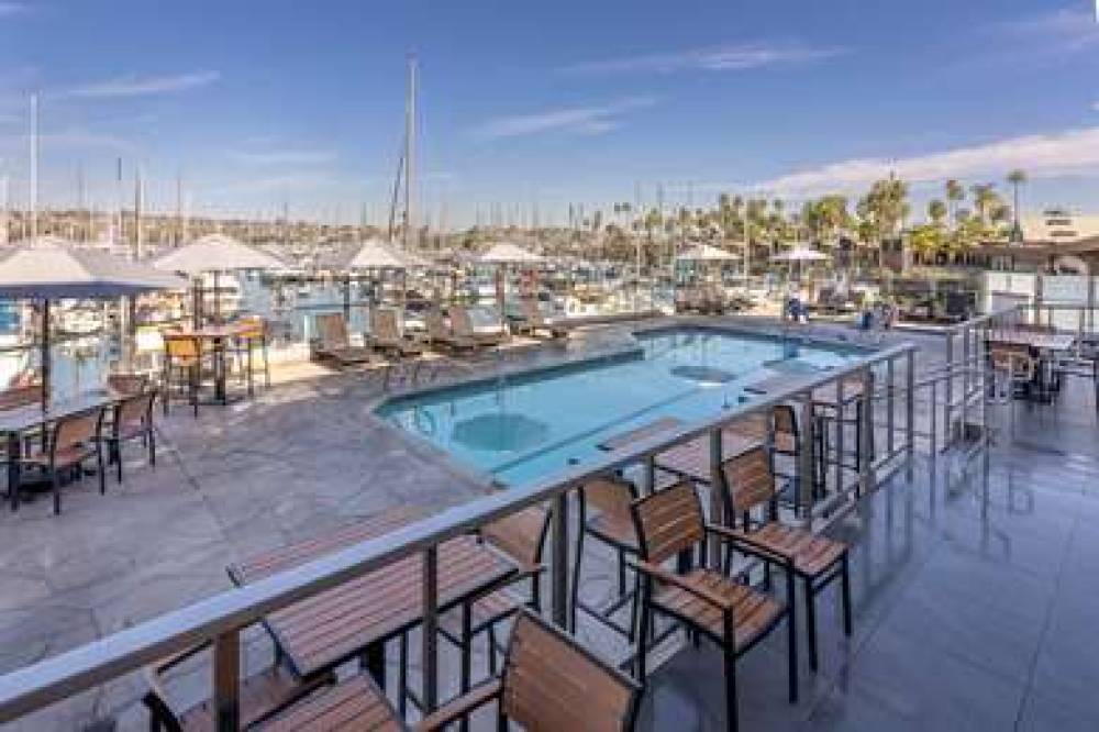 BAY CLUB HOTEL AND MARINA 7