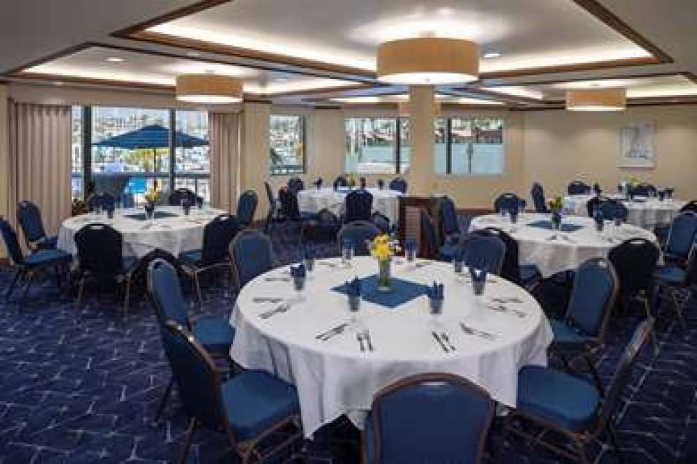 BAY CLUB HOTEL AND MARINA 5
