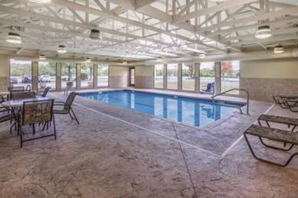 BAYMONT BY WYNDHAM CANTON/HALL OF F 9