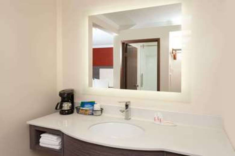 Baymont By Wyndham, Chicago/Alsip 9