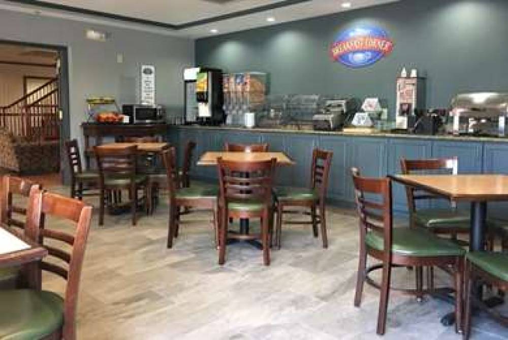 BAYMONT BY WYNDHAM, CLINTON 6