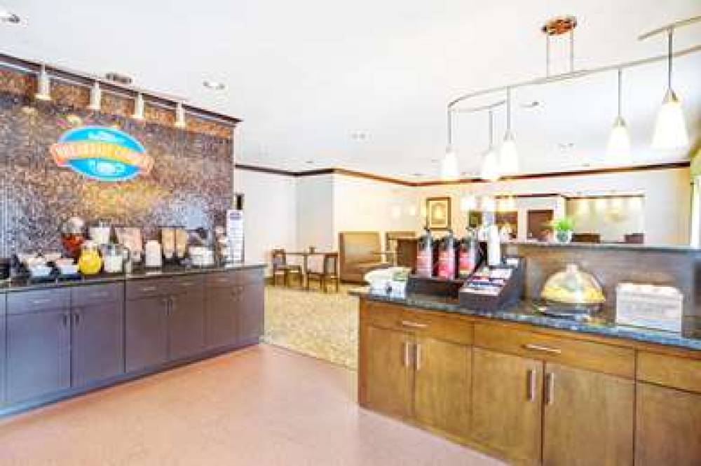 Baymont By Wyndham Dallas/ Love Field 9