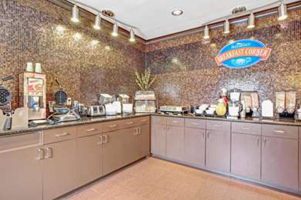 Baymont By Wyndham Dallas/ Love Field 5