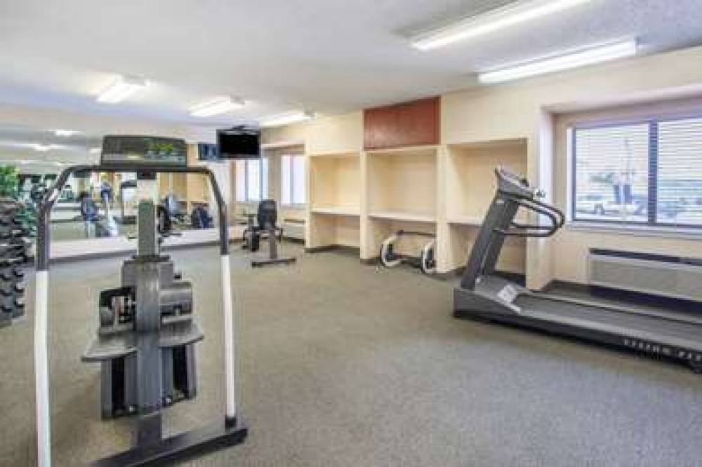 Baymont By Wyndham Detroit/Roseville 4