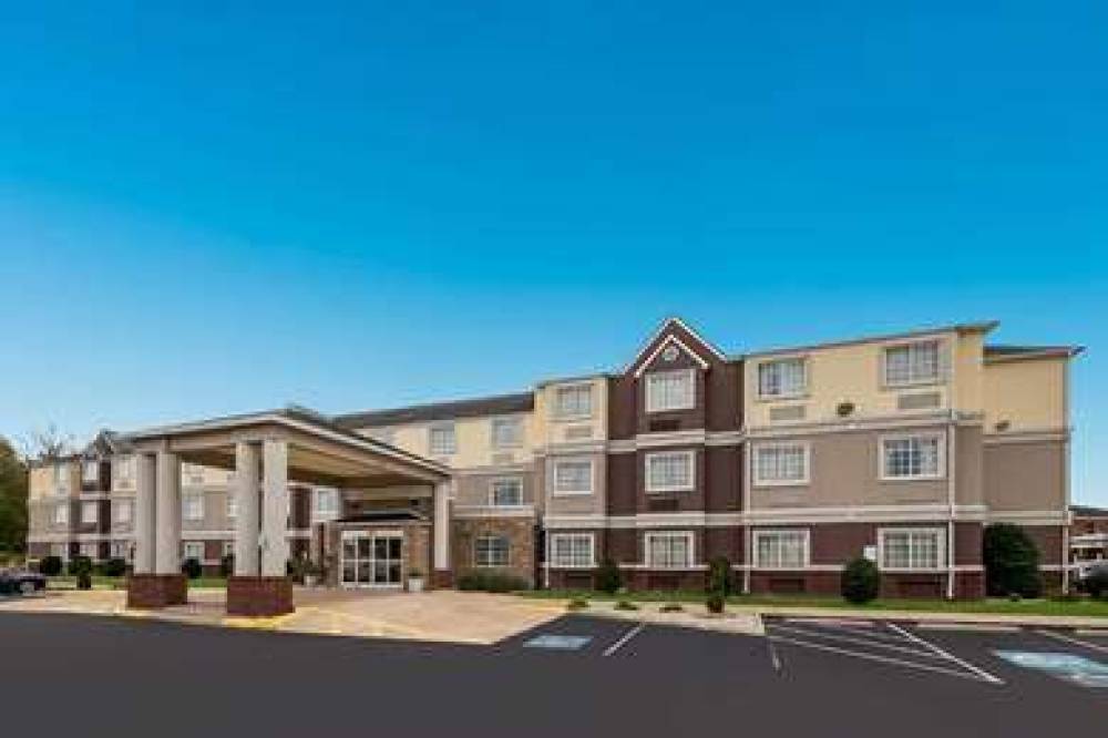 BAYMONT BY WYNDHAM ELIZABETH CITY 1