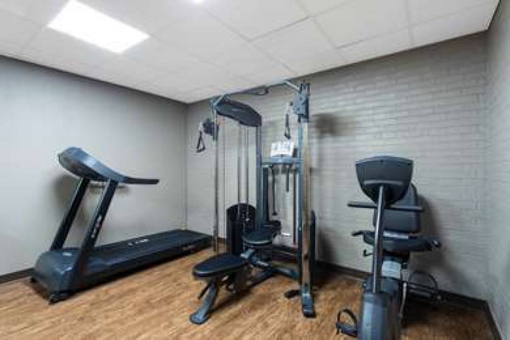BAYMONT BY WYNDHAM GREENVILLE OH 6