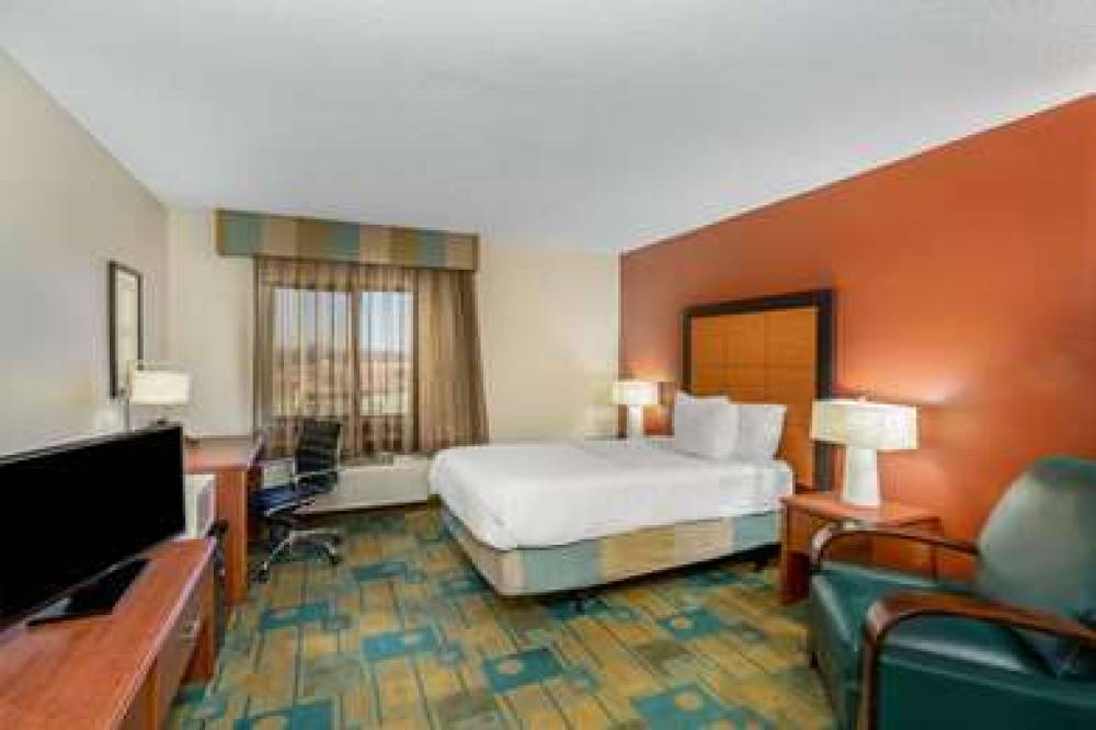 BAYMONT BY WYNDHAM MERIDIAN 5