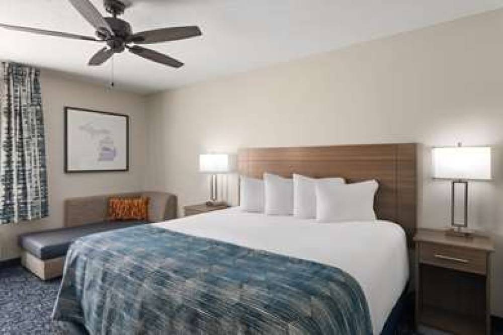 BAYMONT BY WYNDHAM, MT. PLEASANT 9