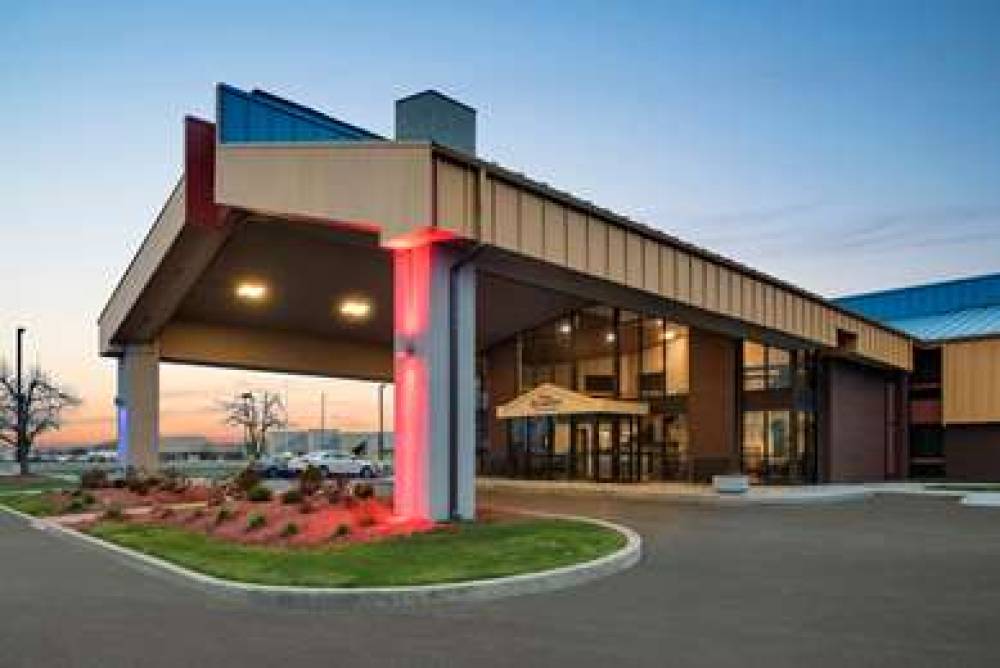 Baymont By Wyndham Muncie Near Ball State University 2
