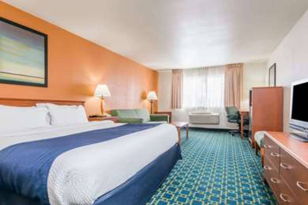 BAYMONT BY WYNDHAM, SANTA FE 6