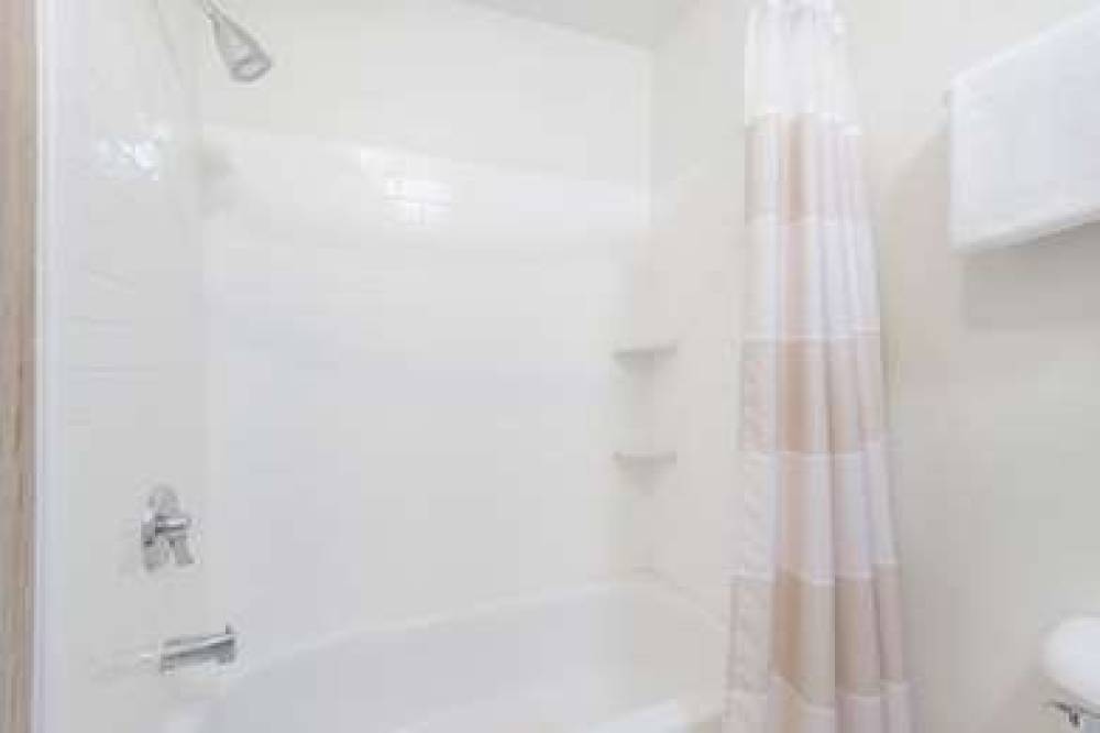 BAYMONT BY WYNDHAM, SANTA FE 2