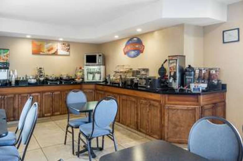 BAYMONT BY WYNDHAM, SANTA FE 10