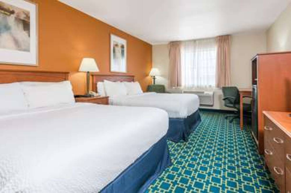 BAYMONT BY WYNDHAM, SANTA FE 8