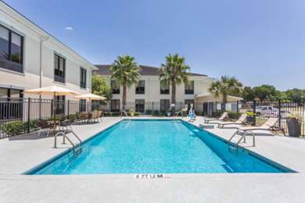 Baymont By Wyndham Savannah/Garden City 3