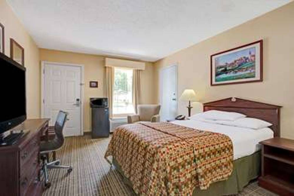 Baymont By Wyndham Smithfield 6
