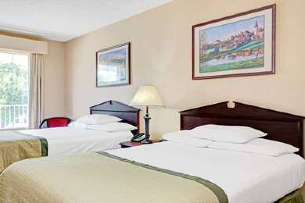 Baymont By Wyndham Smithfield 10