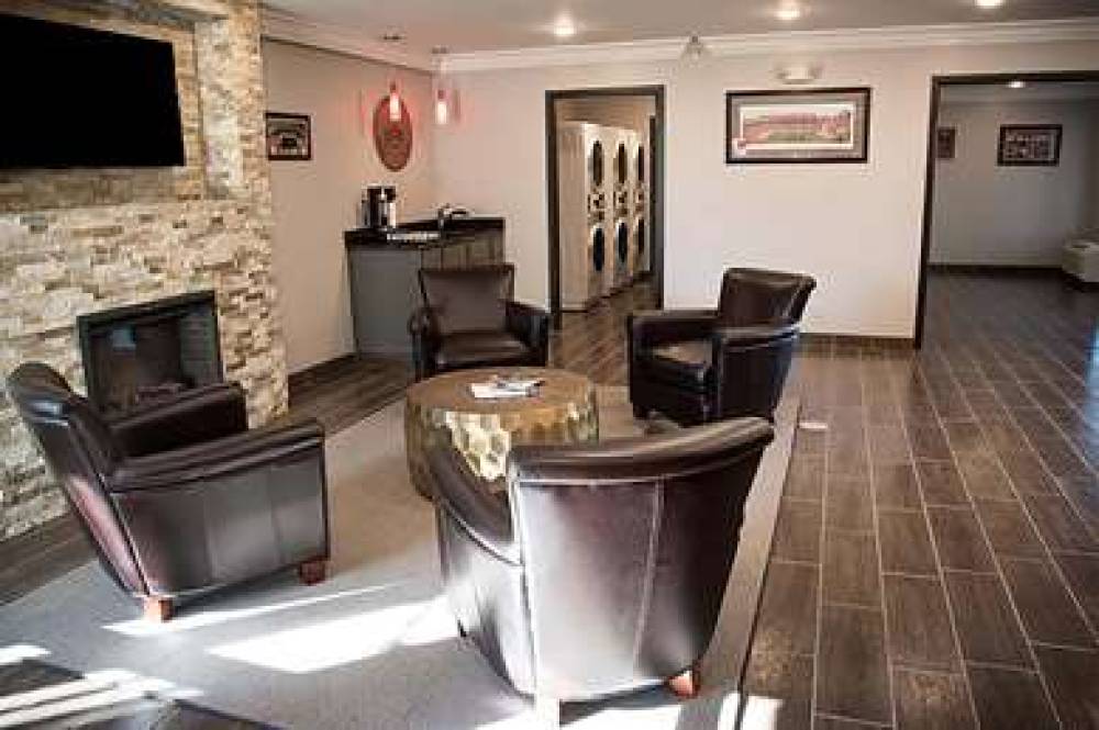 BAYMONT INN AND SUITES BY WYNDHAM C 2