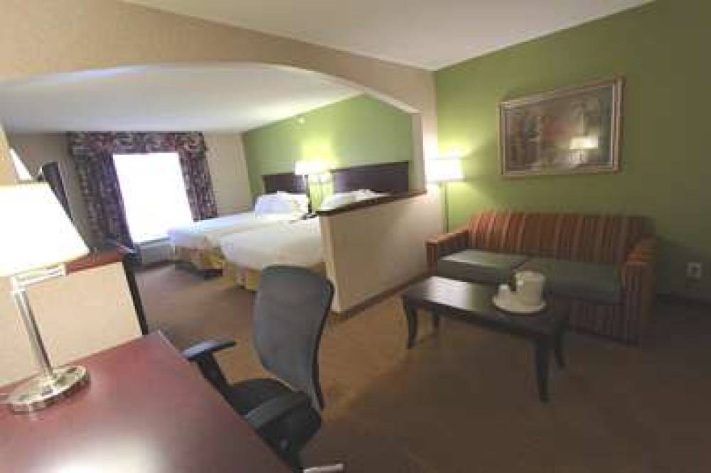 BAYMONT INN & SUITES BY WYNDHAM FIN 6